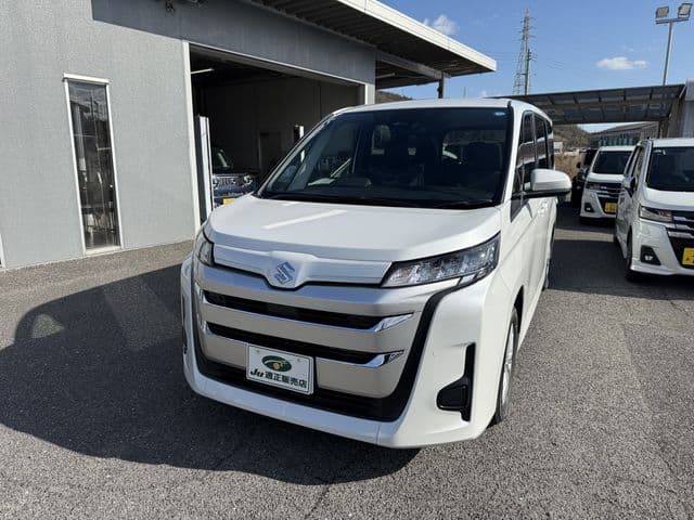 SUZUKI