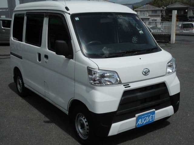 Car thumbnail 4