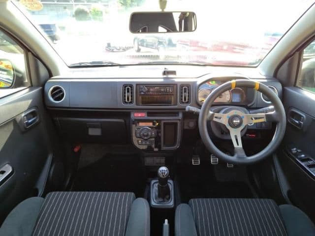 Car thumbnail 3