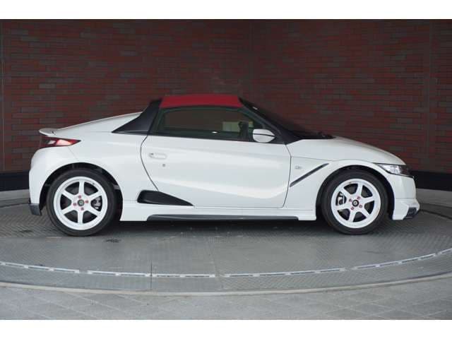 Car thumbnail 4