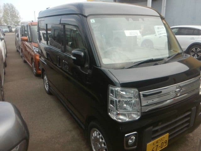 NISSAN