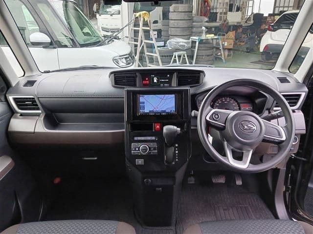 Car thumbnail 2