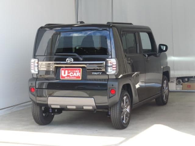 Car thumbnail 4