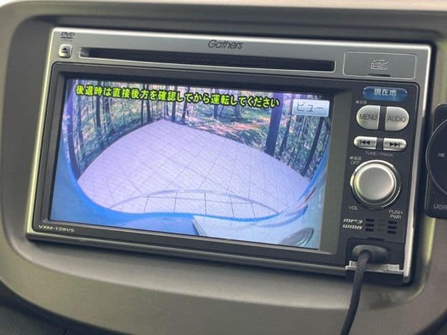 Car thumbnail 4
