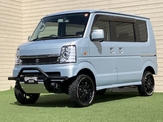 SUZUKI