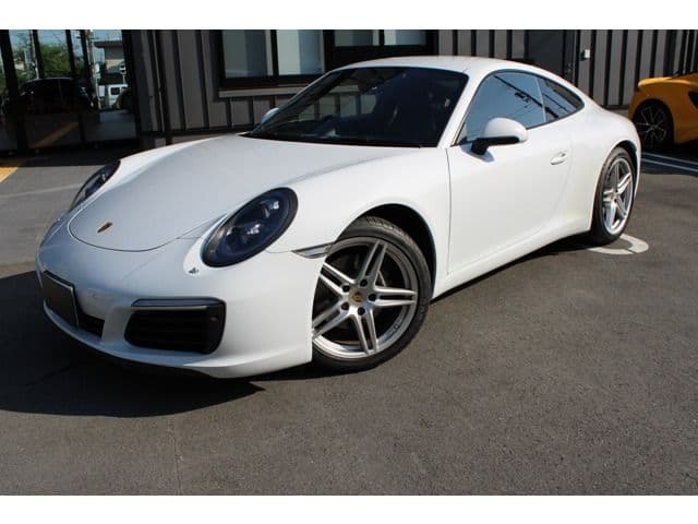 PORSCHE