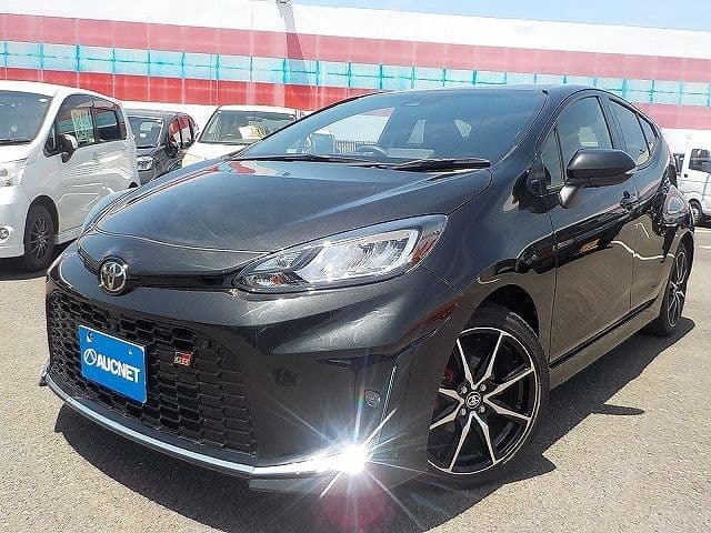 Car image 1