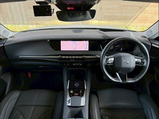 Car thumbnail 3