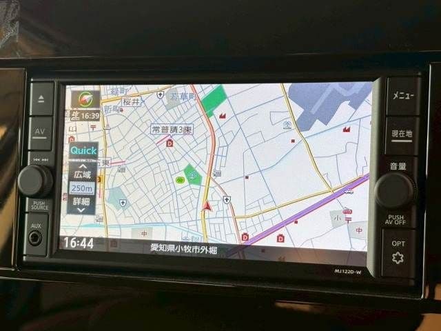 Car thumbnail 3