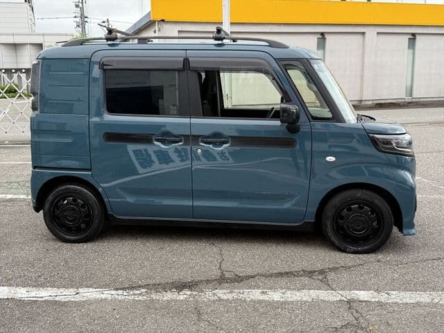 Car thumbnail 4