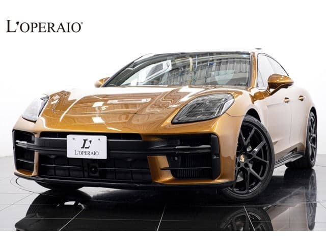 PORSCHE