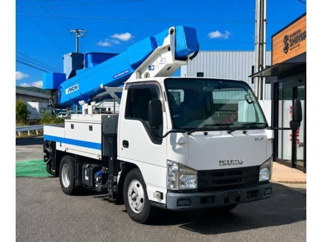 ISUZU