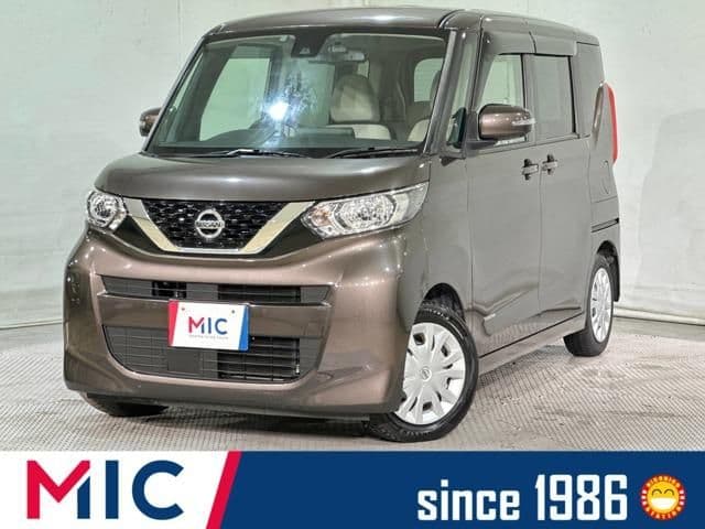 NISSAN
