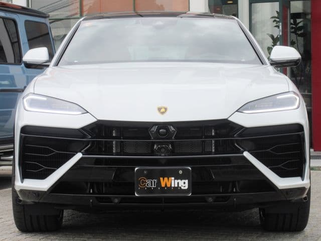 Car thumbnail 3