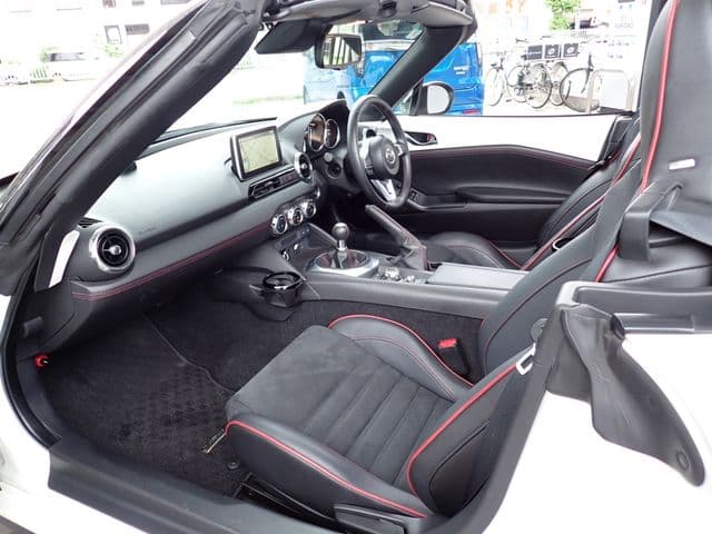 Car thumbnail 2