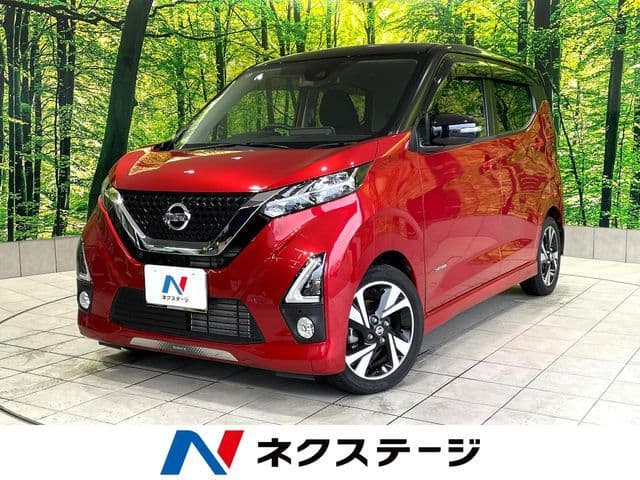 NISSAN