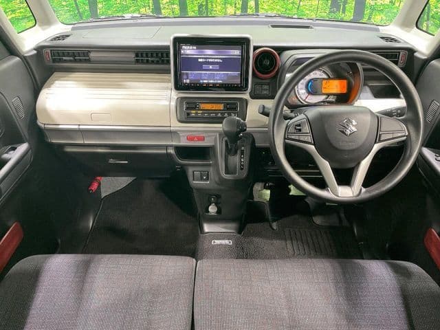 Car thumbnail 4