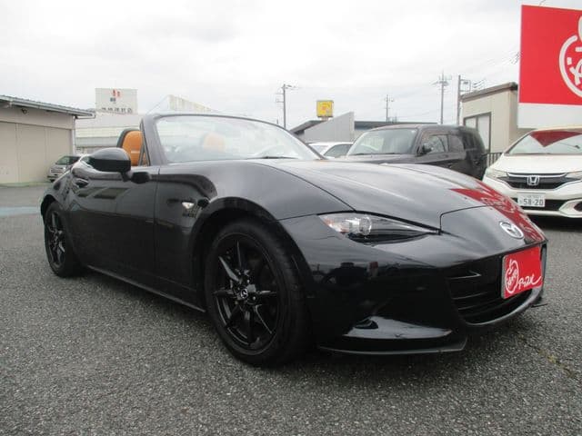 Car thumbnail 4
