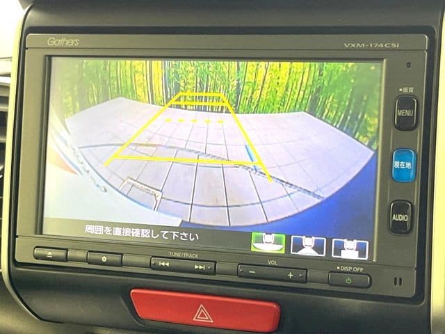 Car thumbnail 4