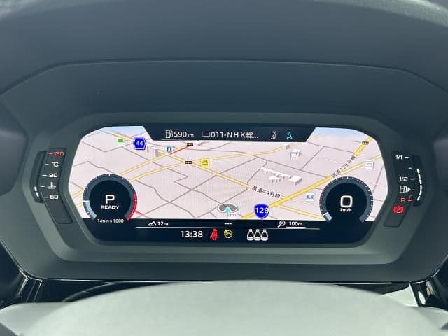 Car thumbnail 3