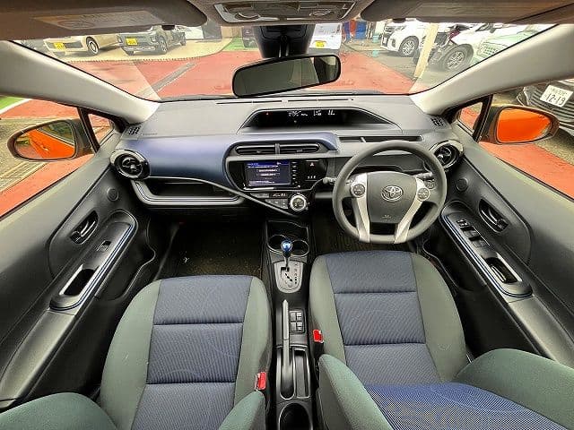 Car thumbnail 2