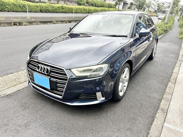 AUDI
