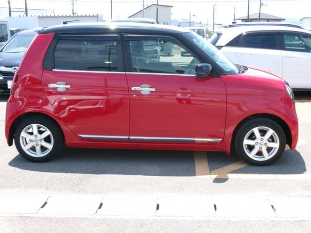 Car thumbnail 4