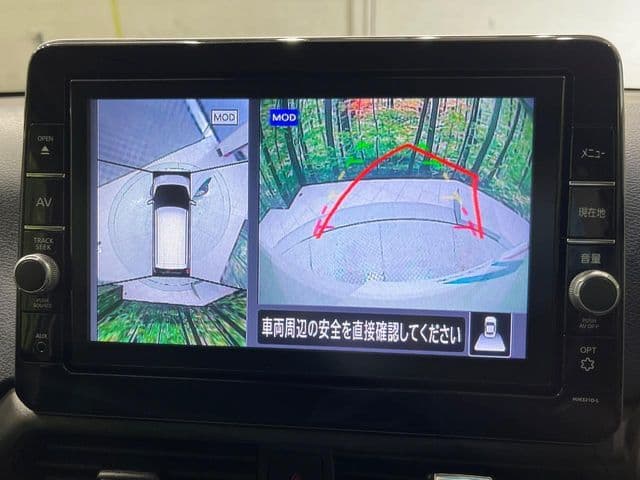Car thumbnail 4