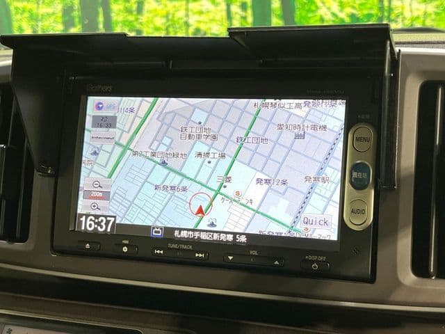 Car thumbnail 3