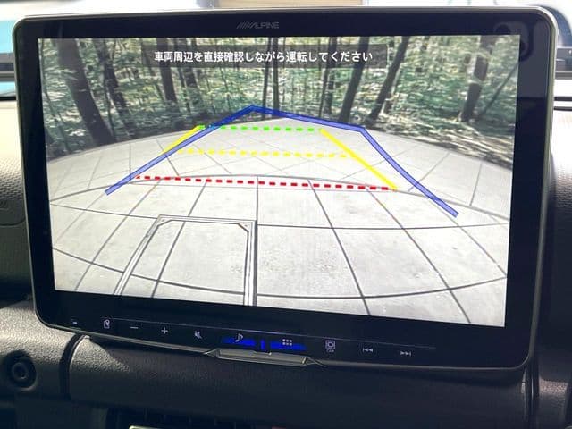 Car thumbnail 4