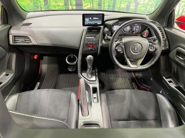 Car thumbnail 4