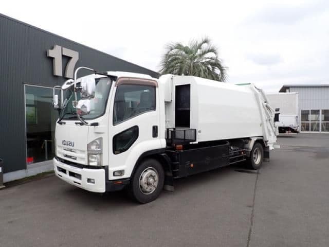 ISUZU