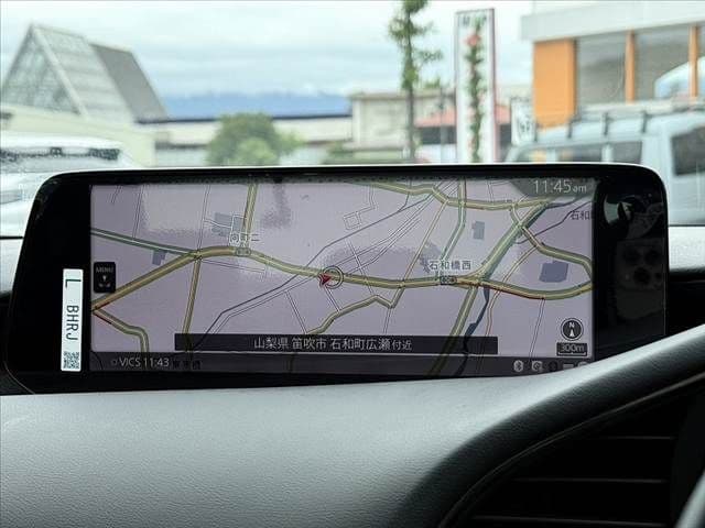 Car thumbnail 3