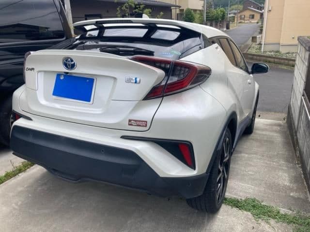 Car thumbnail 3