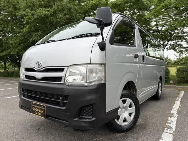Car thumbnail 3