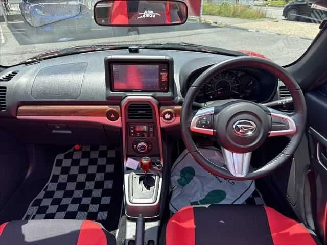Car thumbnail 3