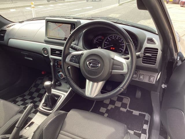 Car thumbnail 2