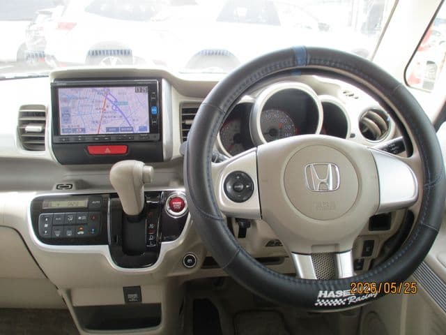 Car thumbnail 2