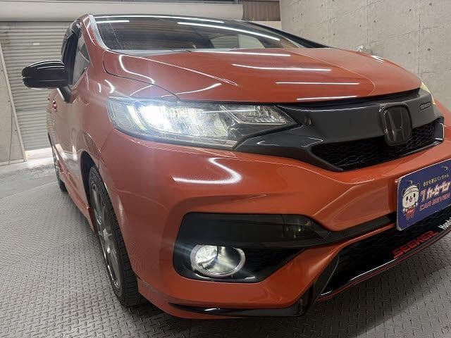 Car thumbnail 3