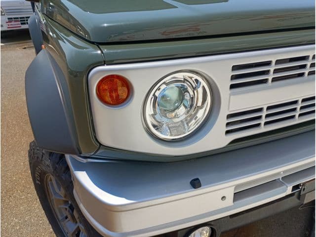 Car thumbnail 4