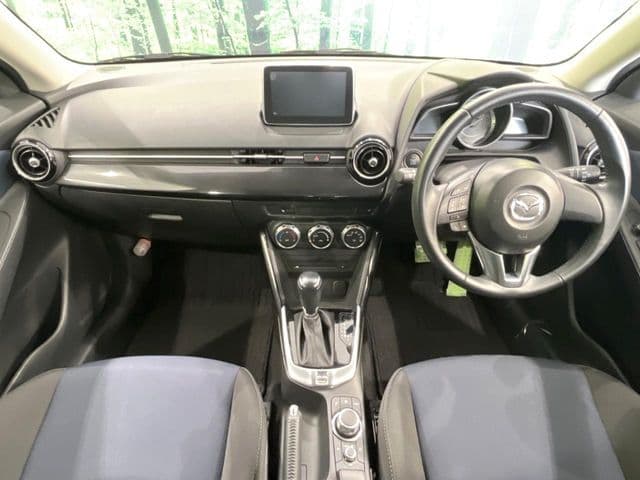 Car thumbnail 2