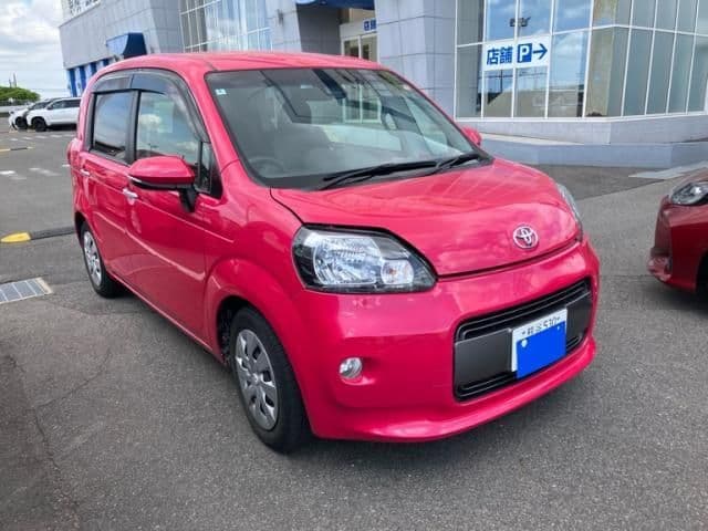 Car image 1
