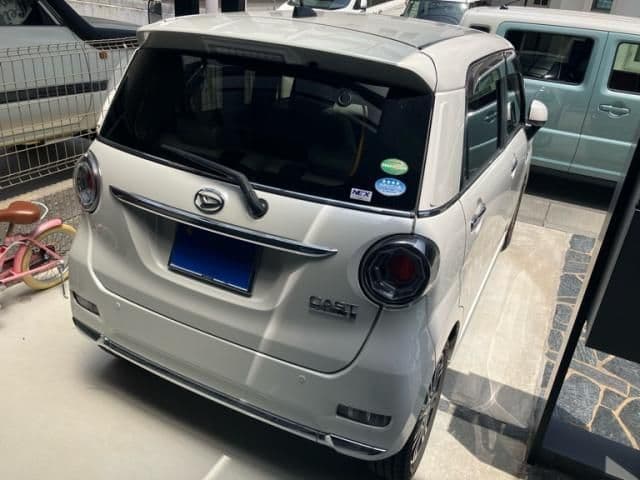 Car thumbnail 4