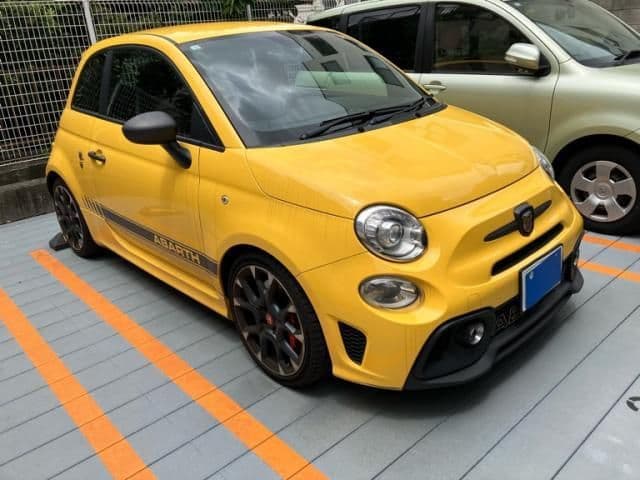 Car thumbnail 2
