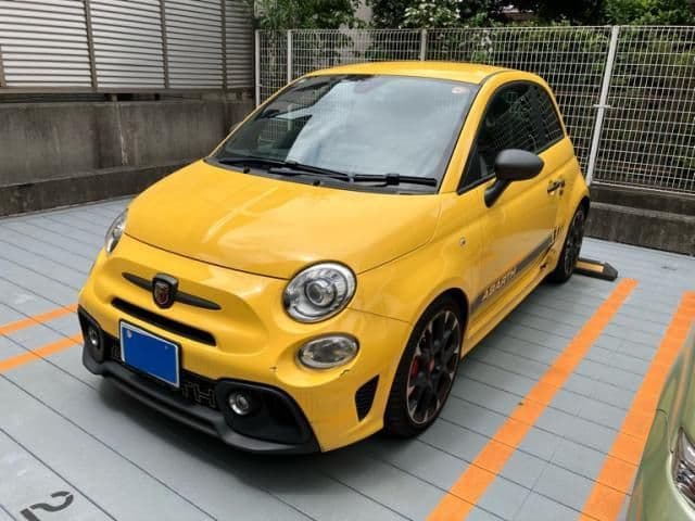 Car thumbnail 3