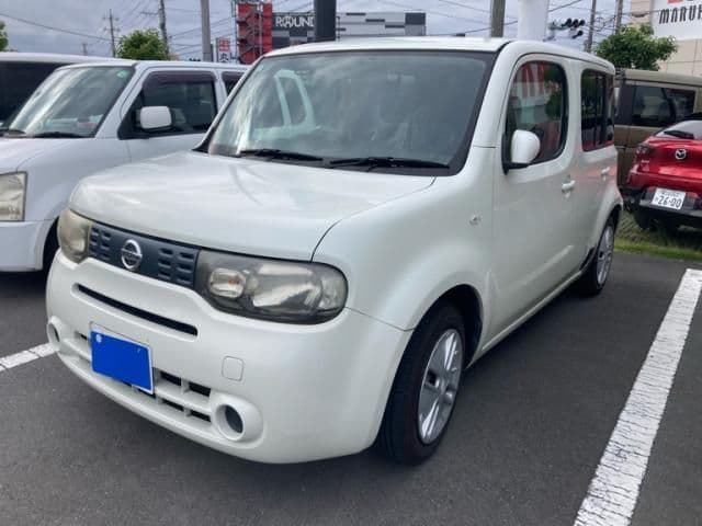 NISSAN