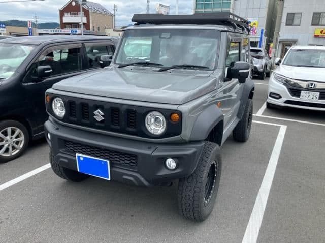 Car image 1