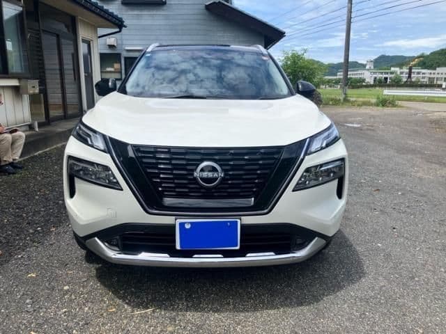 NISSAN