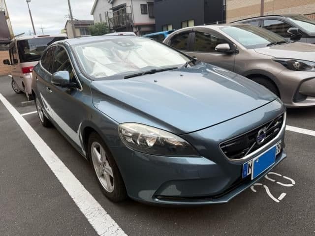 Car thumbnail 3