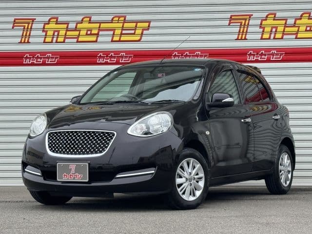 NISSAN